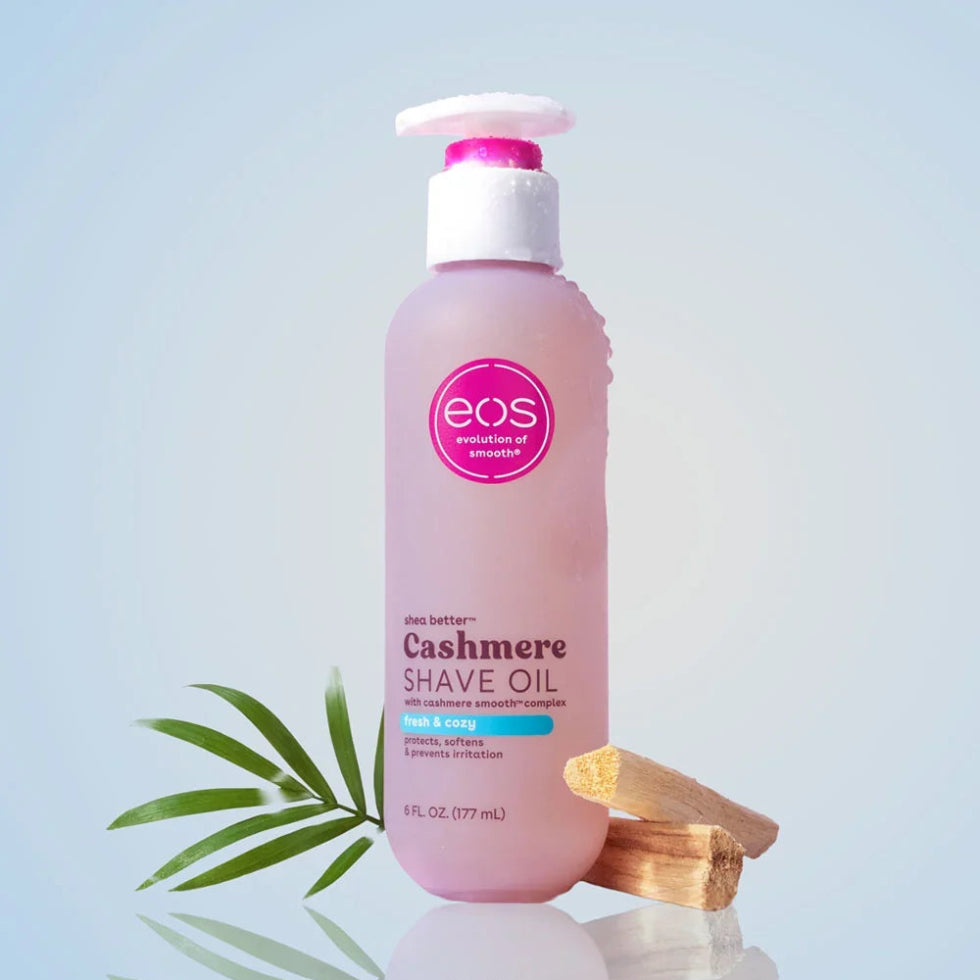 Ingredient-focused visual highlighting jojoba seed oil, coconut oil and shea-derived conditioning ingredients used to support smoother shaving.