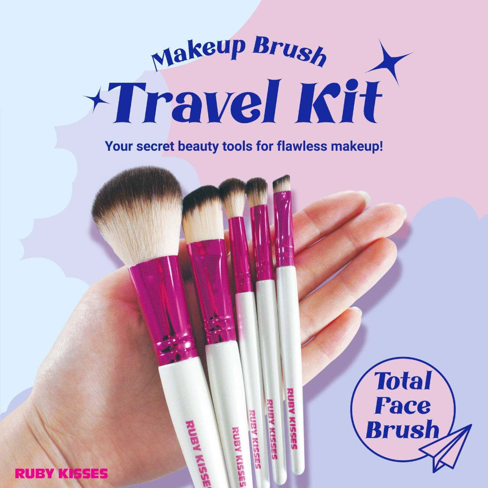KISS Makeup Brush Kit Total Face Set for professional cosmetic application.