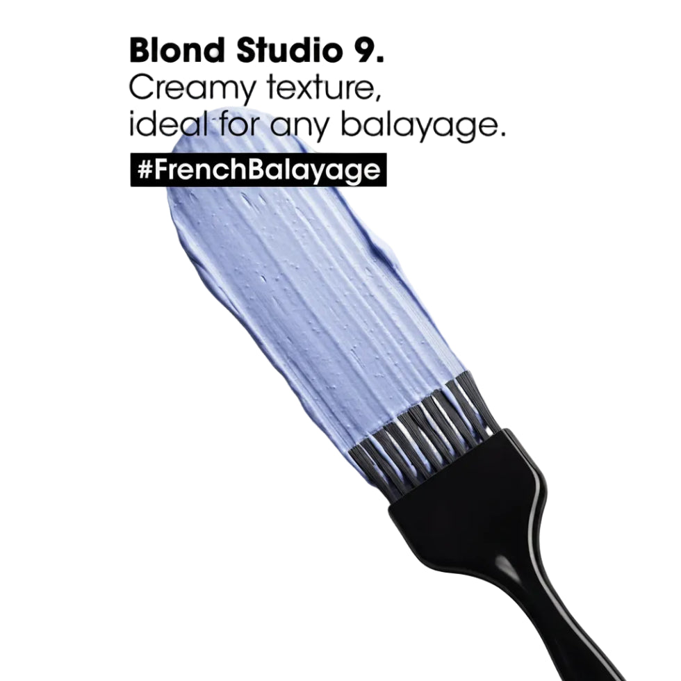 L’Oréal Professionnel Blond Studio 9 Levels Lightening Powder 500g professional bleach for up to 9 levels of lift and bright blonde hair results.