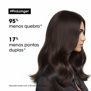 L’Oréal Professionnel Serie Expert Pro Longer Lengths Renewing Conditioner 750ml for long hair care, strengthening lengths, improving softness, and enhancing shine.