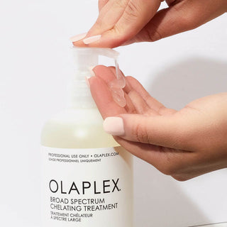 Olaplex Broad Spectrum Chelating Treatment 370ml | Deep Clean & Hair Bond Repair