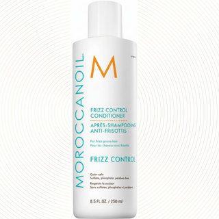 Moroccanoil Frizz Control Conditioner 250ml for anti-frizz humidity protection and shine
