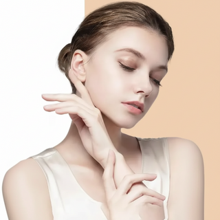 Veet Gold turmeric whitening oil for dark spot repair brightening and glowing skin