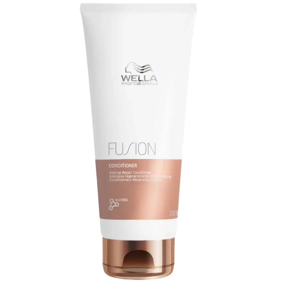 Wella Fusion Intense Repair Conditioner 200ml for damaged hair repair and nourishment