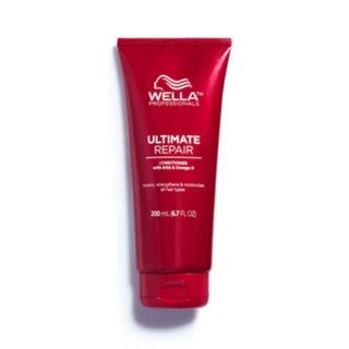 Wella Ultimate Repair Conditioner 200ml deep nourishing damaged hair repair conditioner treatment