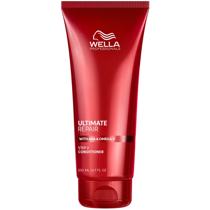 Wella Professionals Ultimate Repair Conditioner 200ml | Damaged Hair Nourish Care