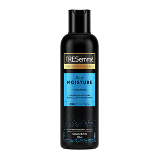 TRESemmé Rich Moisture Shampoo 300ml | Hydrate & Repair Dry, Damaged Hair
