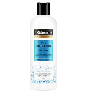 TRESemmé Rich Moisture Conditioner 300ml | Hydrating & Softening Hair Treatment